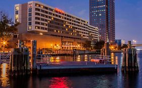 Sheraton Norfolk Waterside